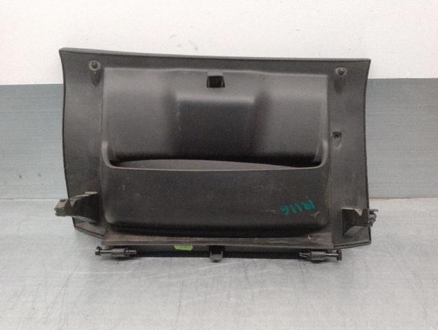 825212 PEUGEOT Tapa de la guantera  comprar en Jaén