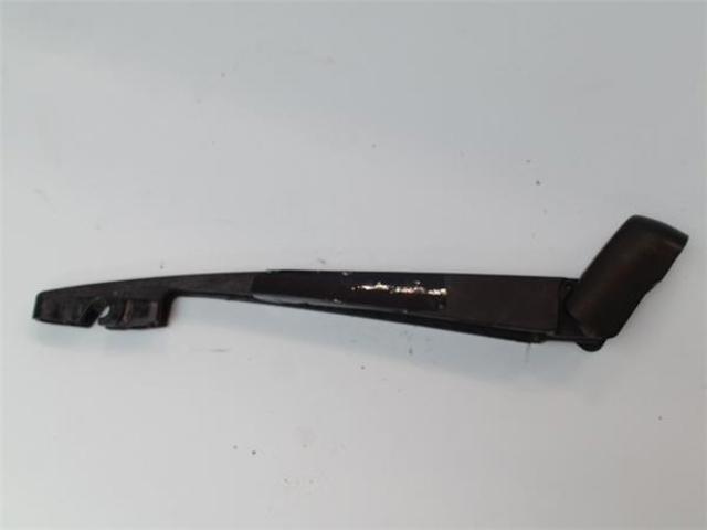 MITSUBISHI 8253A029 Brazo del limpiaparabrisas, trasero  en stock Terrassa