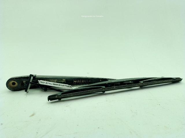 8253A029 Brazo del limpiaparabrisas trasero  comprar en Pontevedra
