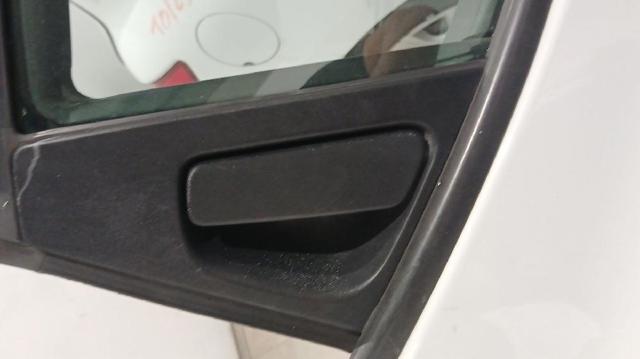 826064374R Soporte de manija exterior de puerta trasera derecha  disponible Burgos