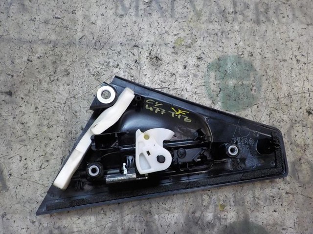 826067059R RENAULT Soporte de manija exterior de puerta trasera izquierda  en stock Gandía