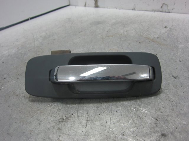 Tirador de puerta exterior trasero derecho 826068H300 Nissan