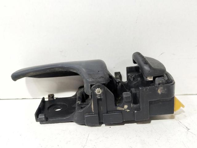 826070F600 Manija exterior trasera izquierda  disponible Málaga