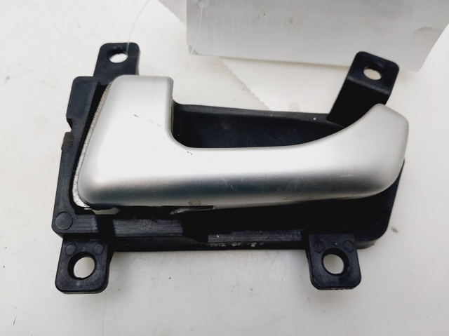 826103U000 Hyundai/Kia