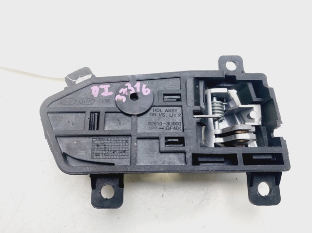 HYUNDAI 826103U000 Manija interior izquierda delantera/trasera de puerta  en stock Terrassa