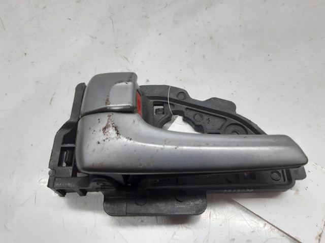 826132S000 Hyundai/Kia