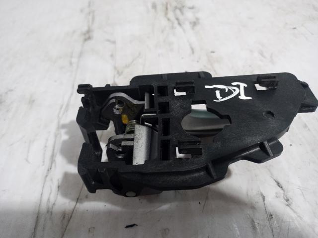 826132S000 HYUNDAI Manija interior izquierda delantera/trasera de puerta  disponible Vigo