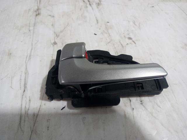 826132S000 Hyundai/Kia