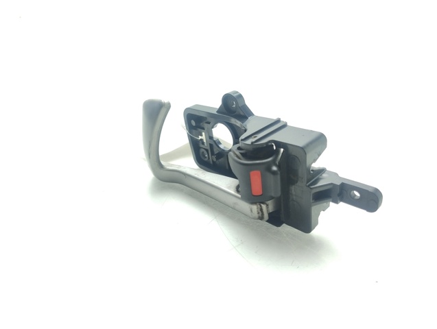 82613CM000 Manija interior de puerta delantera izquierda comprar Almería