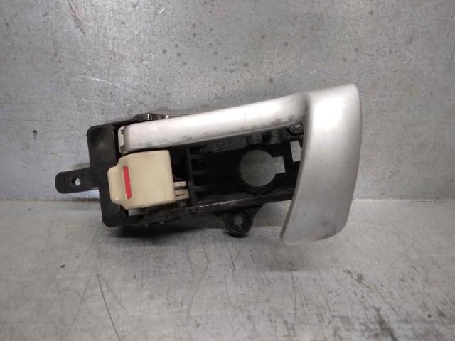 82613CM000 Manija interior de puerta delantera izquierda  comprar en Zaragoza