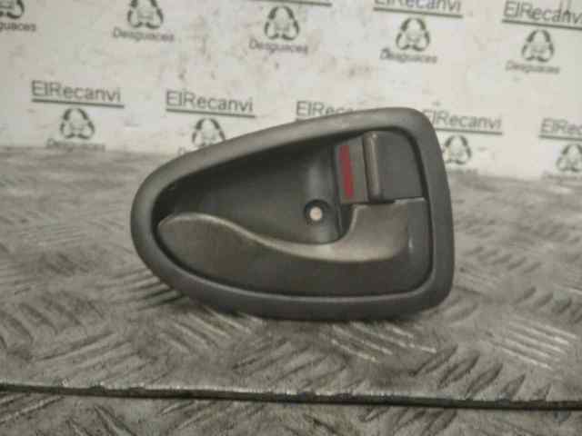 8262025000 Manija interior derecha delantera/trasera de puerta  comprar en Zaragoza