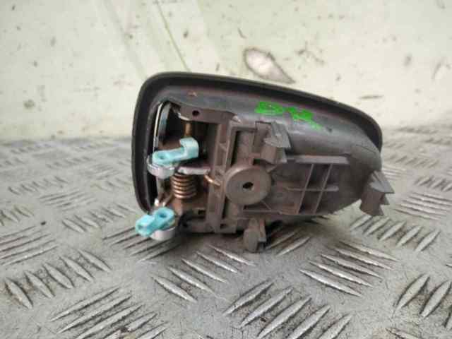 8262025000 HYUNDAI Manija interior derecha delantera/trasera de puerta  comprar en Lleida