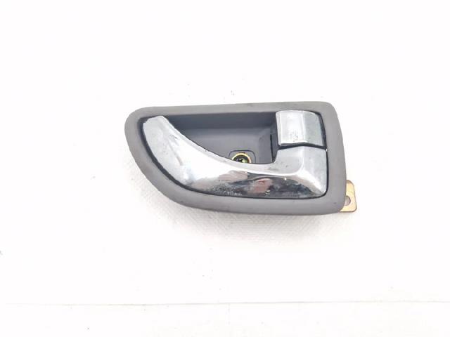 826203E011 HYUNDAI Manija interior de puerta delantera derecha  disponible Alicante