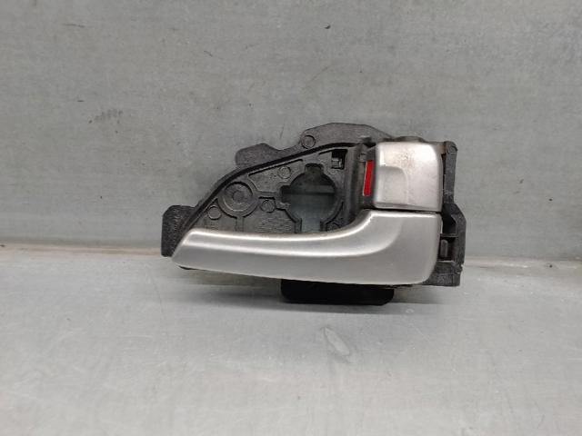 826232S000 HYUNDAI Manija interior derecha delantera/trasera de puerta  en stock Huelva