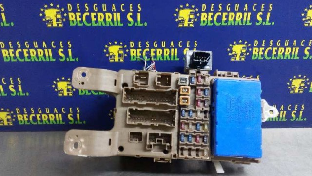8264102040 TOYOTA  disponible Vigo