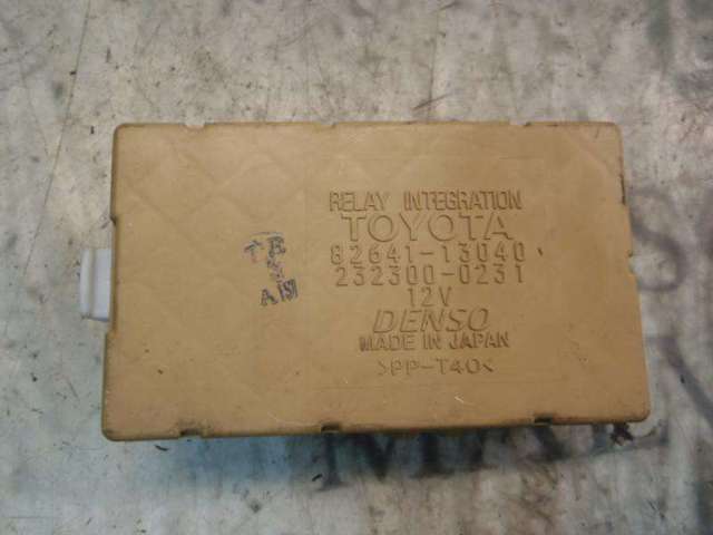 8264113040 Toyota
