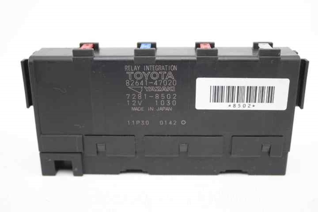 8264147020 TOYOTA Relé eléctrico multifuncional  comprar en Oviedo