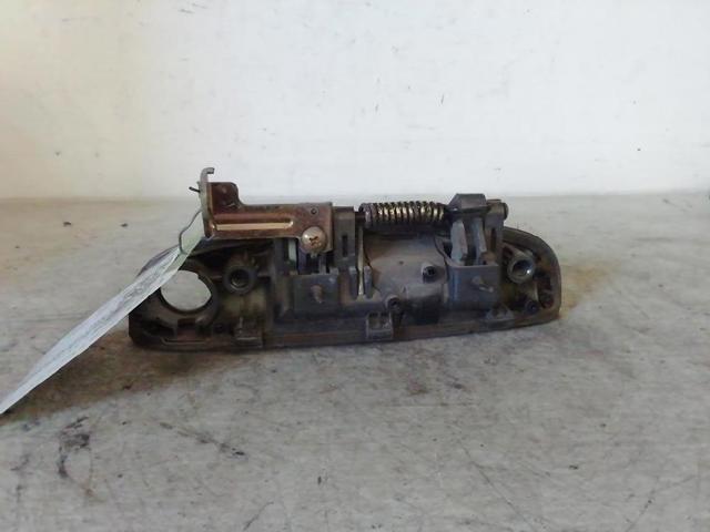 826501G050 Manija exterior izquierda de puerta delantera  en stock Castellón