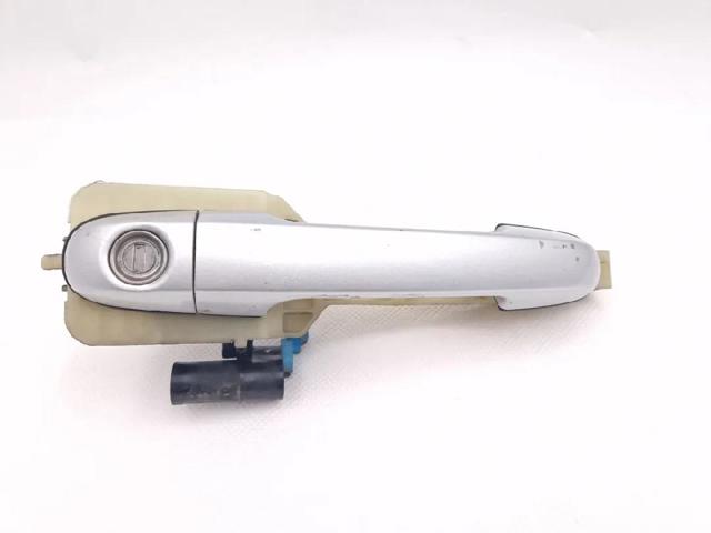 Manecilla de puerta exterior delantero 826511J050 HYUNDAI
