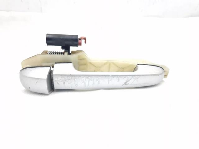 Maneta de puerta exterior delantero 826511J050 HYUNDAI