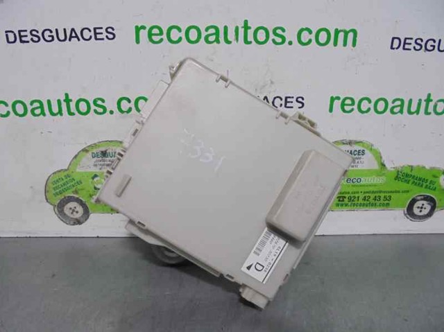 Caja de fusibles, trasera interior 8267030230 Toyota/Lexus