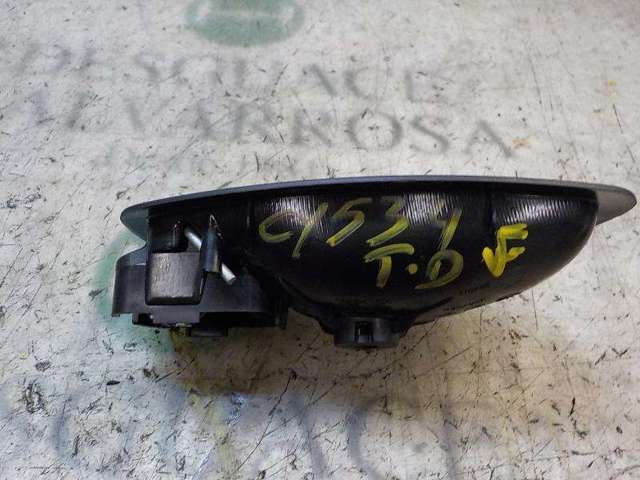 826724399R Renault (RVI)