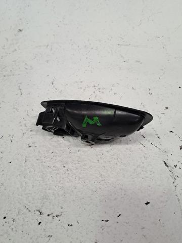 826724399R Manija interior de puerta delantera derecha comprar Sevilla