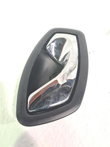 826724399R Manija interior de puerta delantera derecha comprar Almería