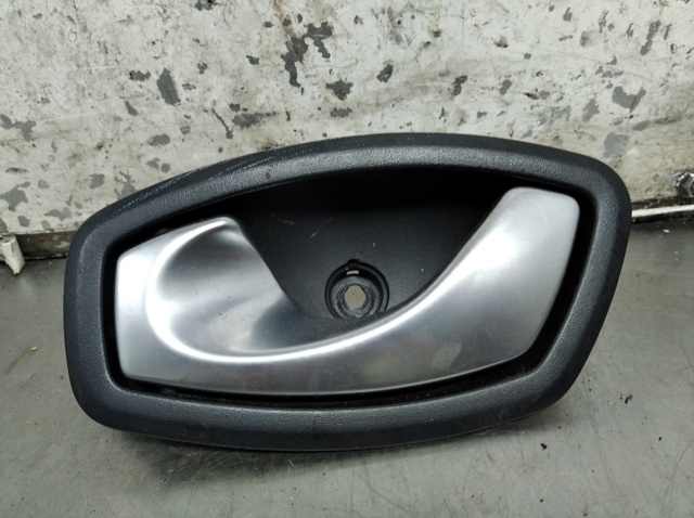 826730001R RENAULT Manija interior izquierda delantera/trasera de puerta  comprar en Jaén