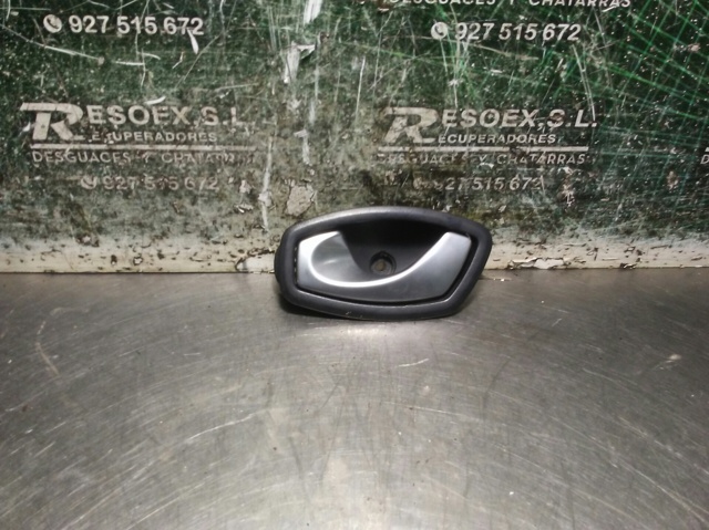 826730001R Renault (RVI)