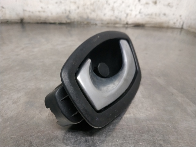 826730001R RENAULT Manija interior izquierda delantera/trasera de puerta  en stock Huelva