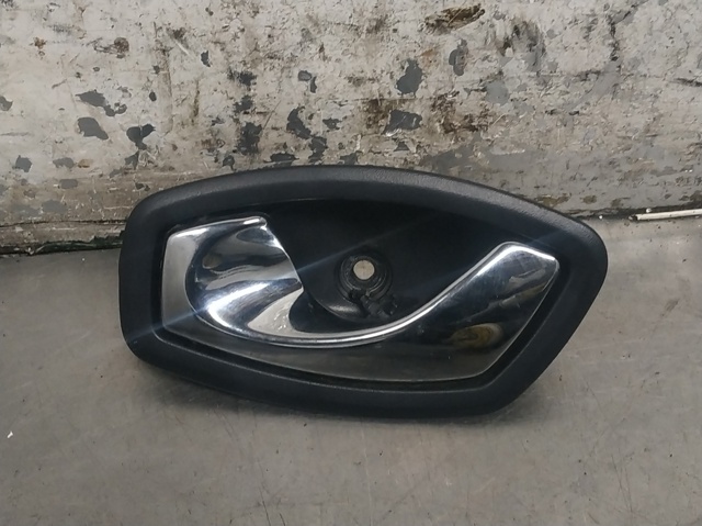 826730001R RENAULT Manija interior izquierda delantera/trasera de puerta  disponible Ourense