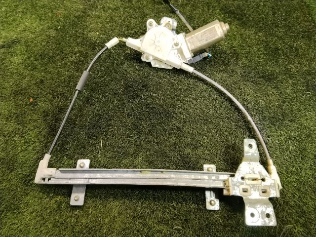 827008F300 Nissan/Infiniti