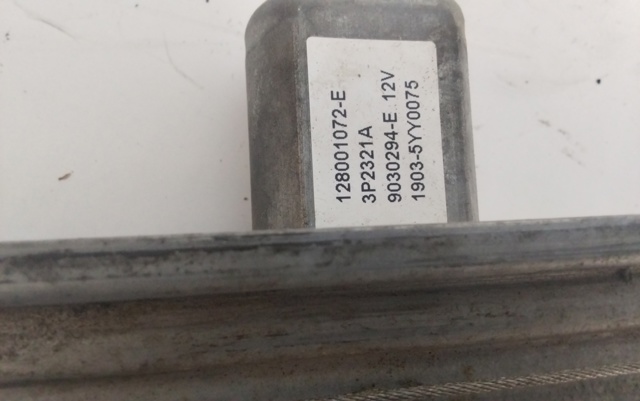 RENAULT 827012973R Mecanismo de elevalunas de la puerta trasera izquierda  comprar en Murcia