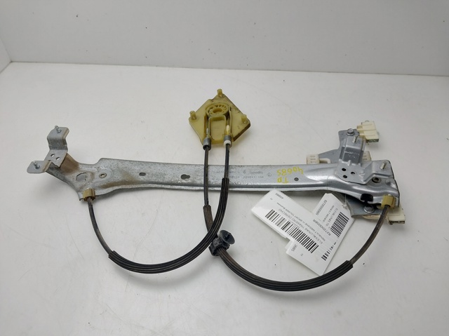 827200008R Renault (RVI)