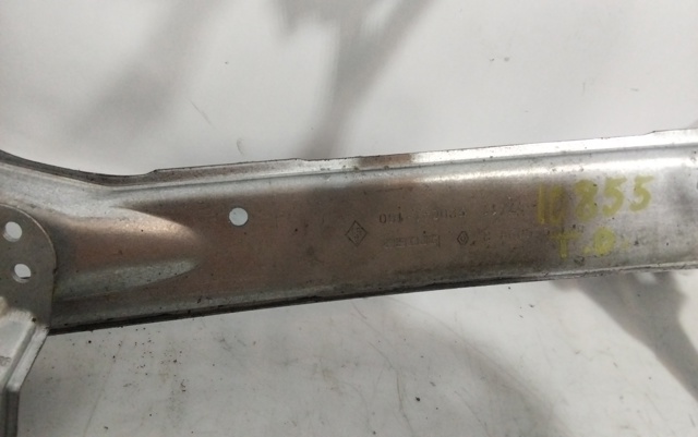 827200008R Renault (RVI)