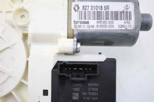 827210008R RENAULT Mecanismo de elevalunas de la puerta trasera izquierda  en stock Córdoba