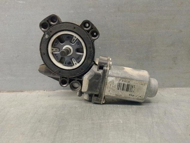Mecanismo de elevalunas, puerta trasera izquierda 827215869R Renault (RVI)