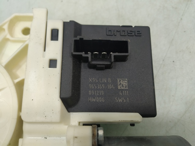 827300003R Motor del elevalunas de la puerta trasera derecha comprar Girona