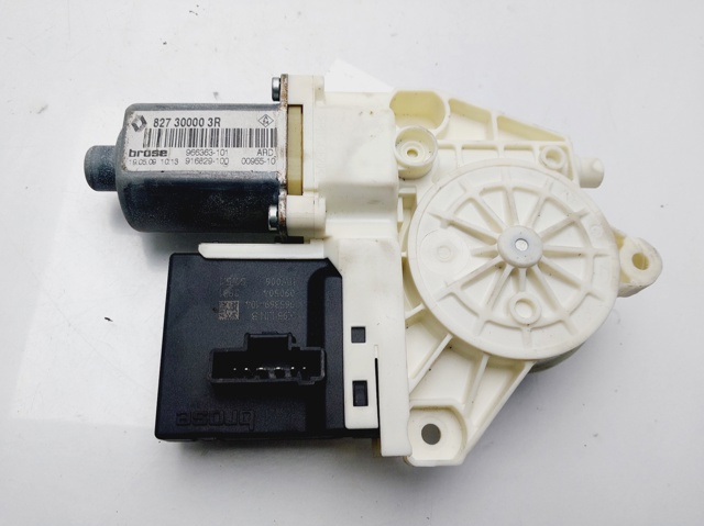 827300003R Renault (RVI)