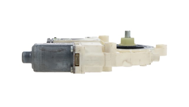 827300003R Renault (RVI)