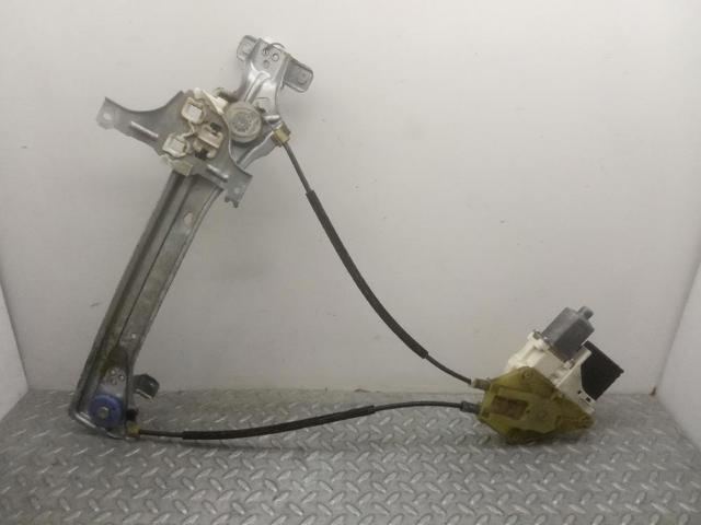 827300003R RENAULT Motor del elevalunas de la puerta trasera derecha  disponible Ourense