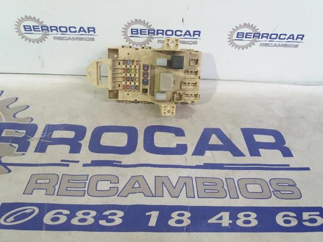 Comprar Caja de fusibles Toyota Yaris  P10 a bajo precio
