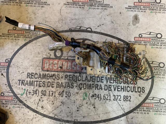 Caja de relés y fusibles Toyota Yaris  (1999-2005)