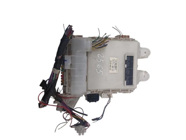 827300F051C Toyota