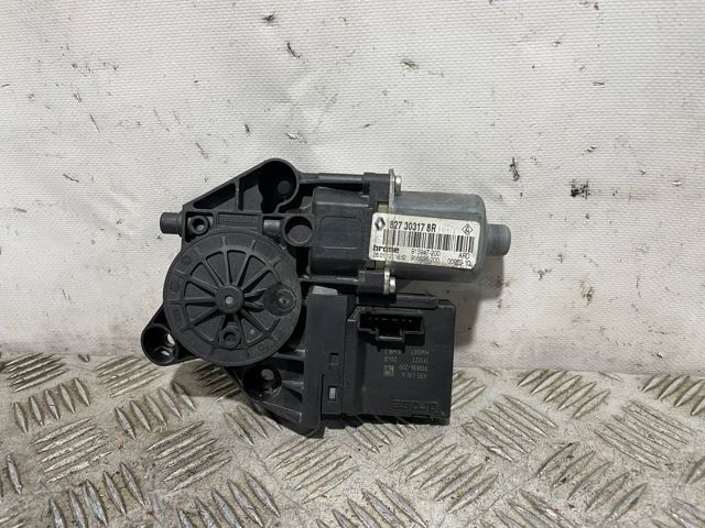 827303178R Motor del elevalunas de la puerta trasera derecha  en stock Sabadell
