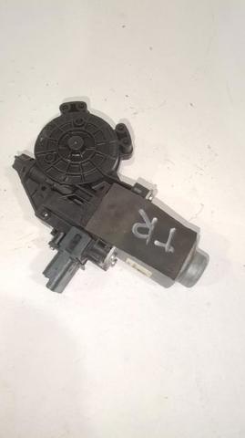 RENAULT 827303178R Motor del elevalunas de la puerta trasera derecha  comprar en Murcia