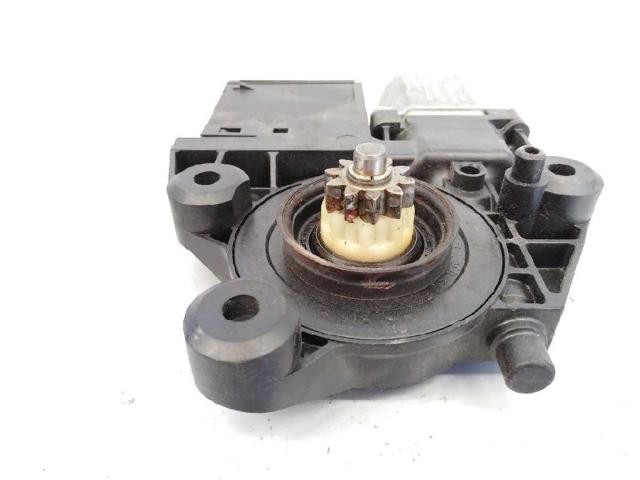 827303178R RENAULT Motor del elevalunas de la puerta trasera derecha  disponible Ourense