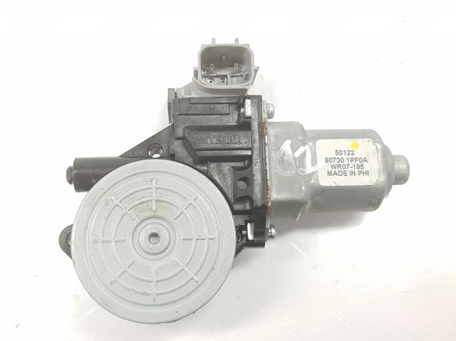 Motor eléctrico, elevalunas, puerta trasera derecha 827303SB0B Nissan