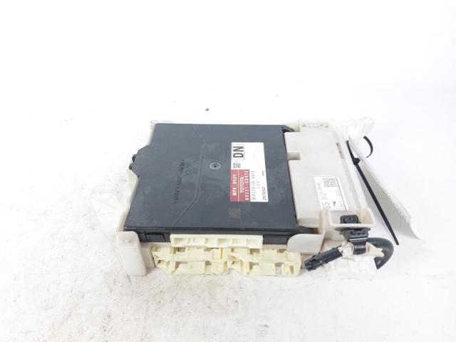 8273052K40 TOYOTA  disponible Alicante